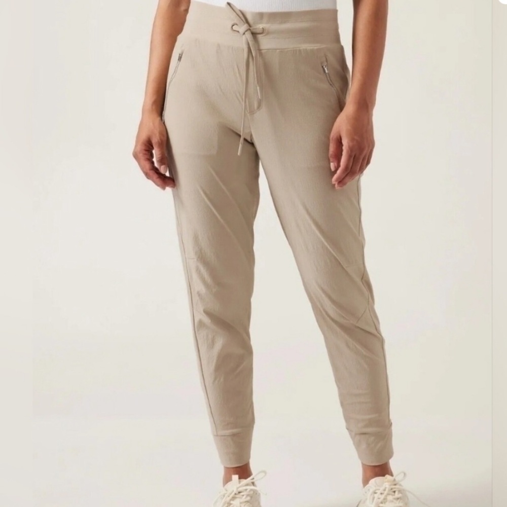 Athleta Trekkie North Jogger Pants